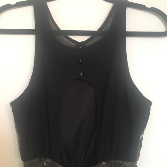 Green maxi dress - Picture 5 of 6